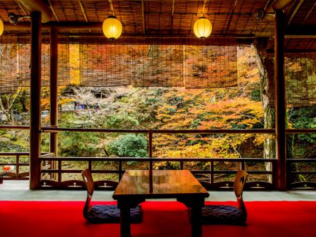 秋景色を楽しむ川床席！京都・高雄の秋ランチ＆人気の紅葉スポット