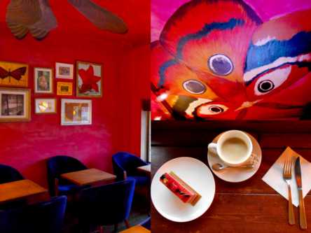 赤い壁に青いイス。パリジェンヌ気分を味わえる恵比寿のカフェレストラン