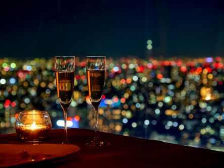特別価格でご招待！地上210mの絶景フレンチランチ＆ディナー