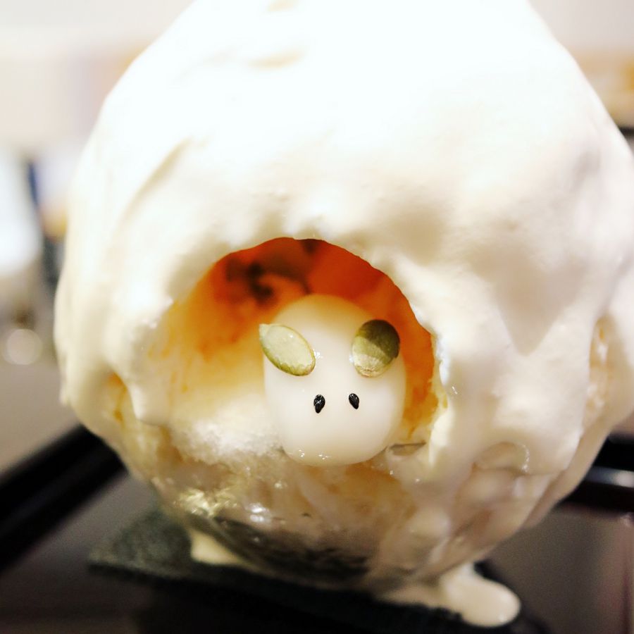 冬季・数量限定「かまくら かき氷」 1080円(税込)