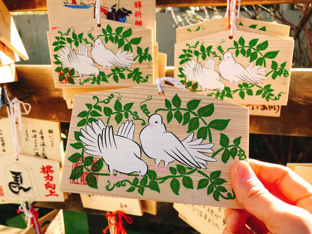 鳩絵馬 500円