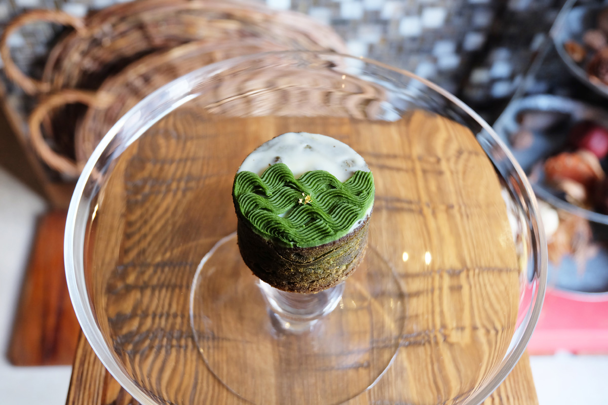 西尾抹茶と珈琲餡 680円